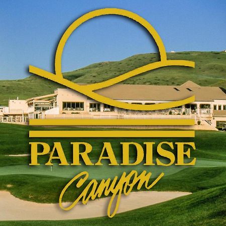 Paradise Canyon Golf Resort - Luxury Condo M409 Lethbridge Exteriör bild