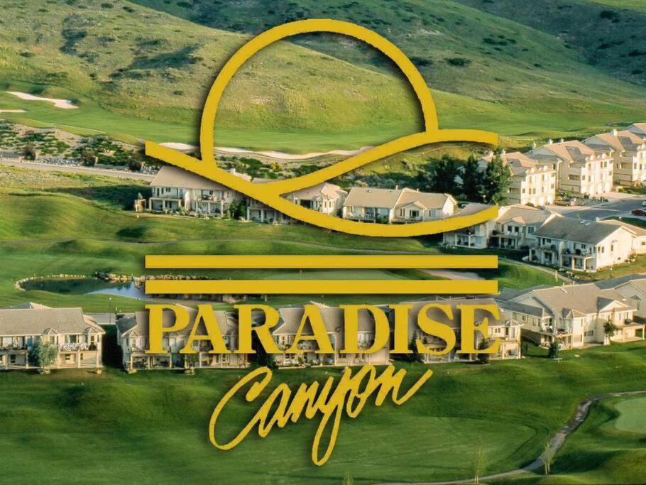 Paradise Canyon Golf Resort, Luxury Condo M409 Lethbridge Exteriör bild