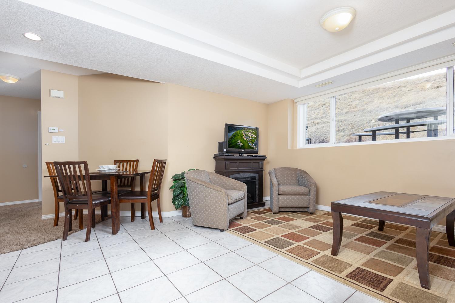 Paradise Canyon Golf Resort - Luxury Condo M409 Lethbridge Exteriör bild