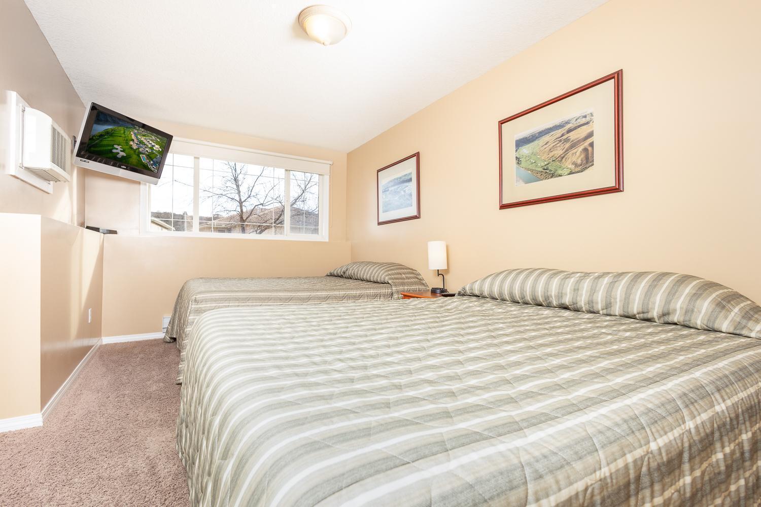 Paradise Canyon Golf Resort - Luxury Condo M409 Lethbridge Exteriör bild